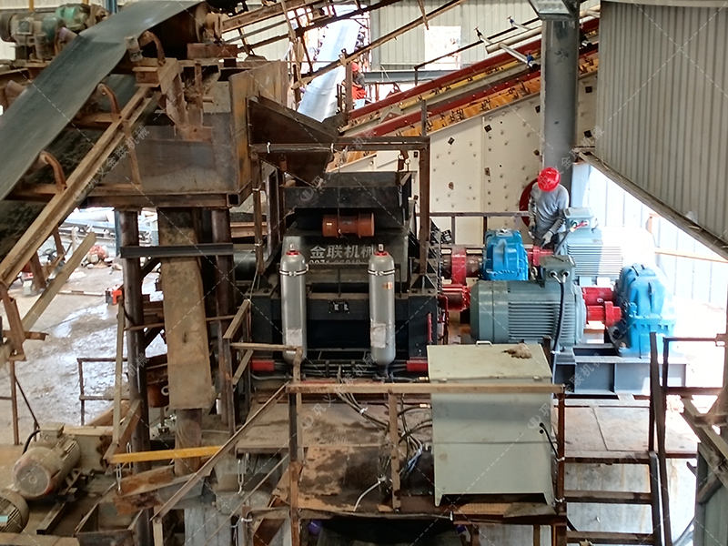 新基建“砂”場：液壓對輥制砂機為何成為高鐵、高速項目優選設備？